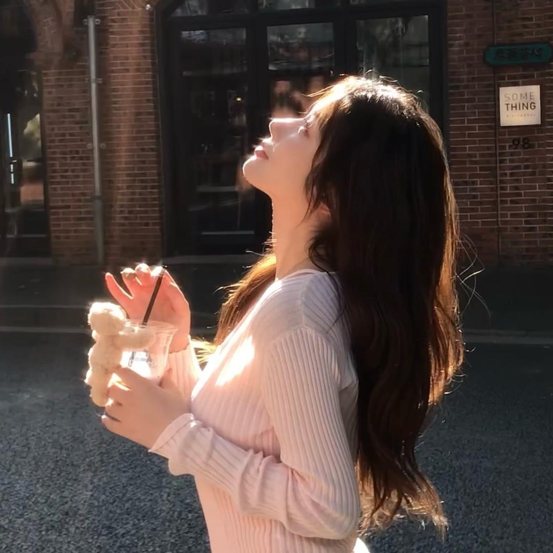 潘晨歌