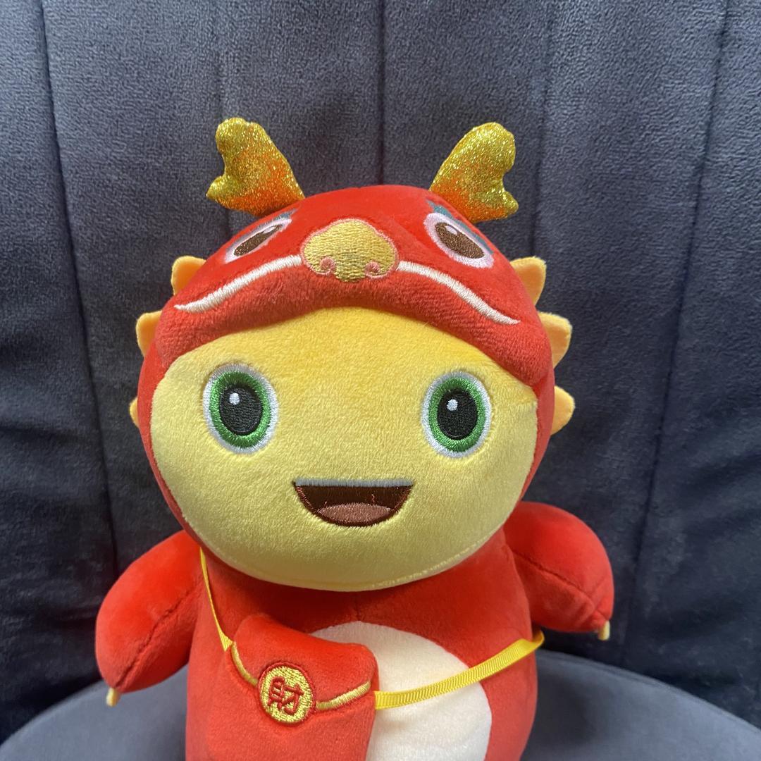 缘缘毛绒公仔