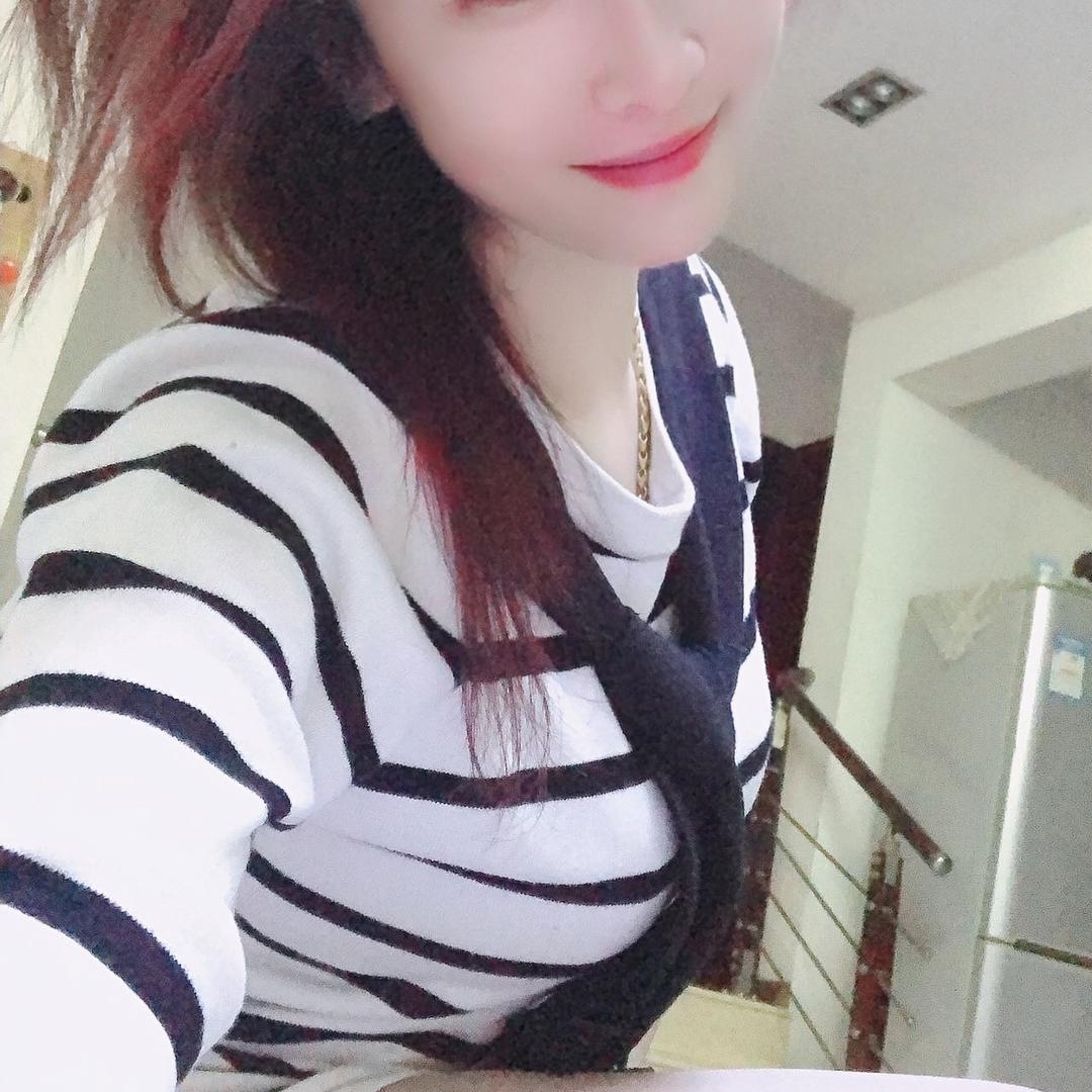 莲莲