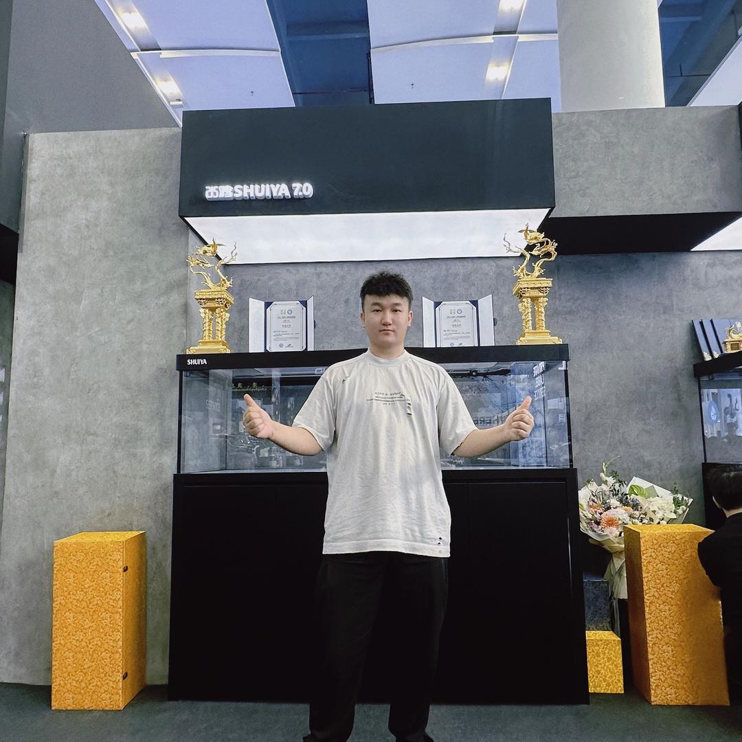 屹鼎水族--怪兽