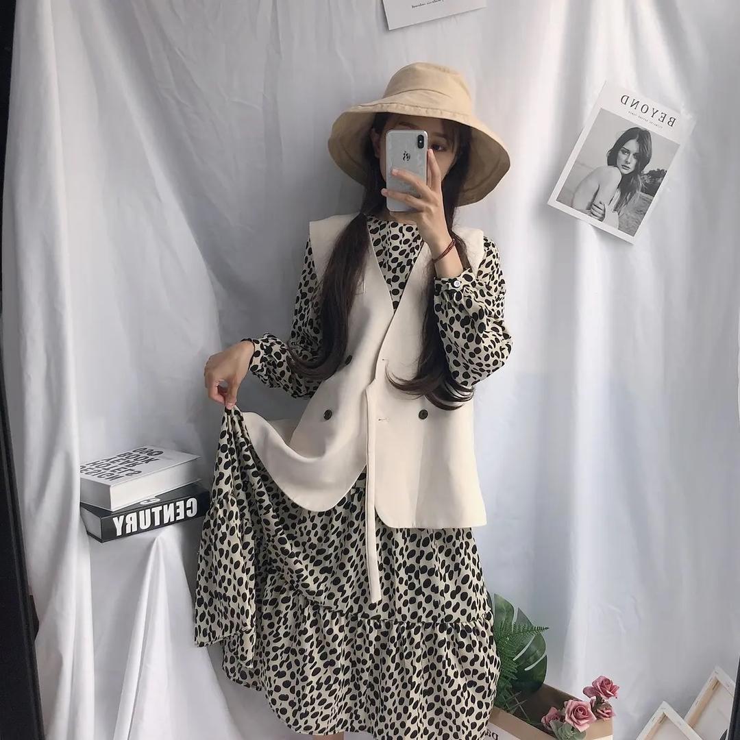 米卡服装商贸