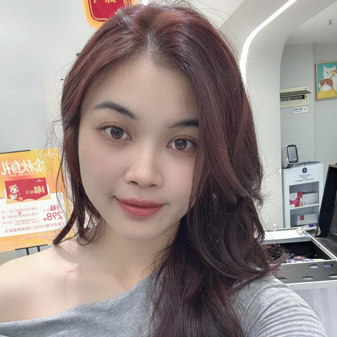 我就是柒月呀