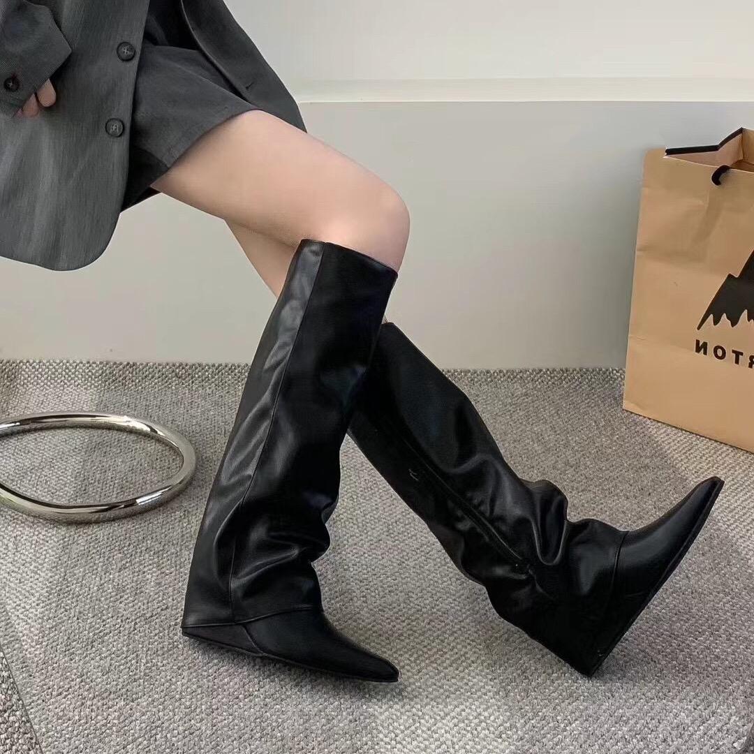 仓库小黑