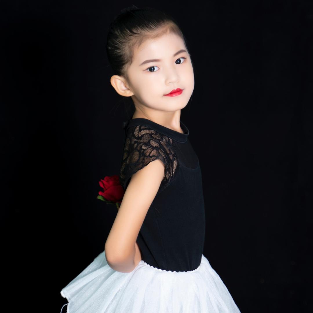 涵涵小妮