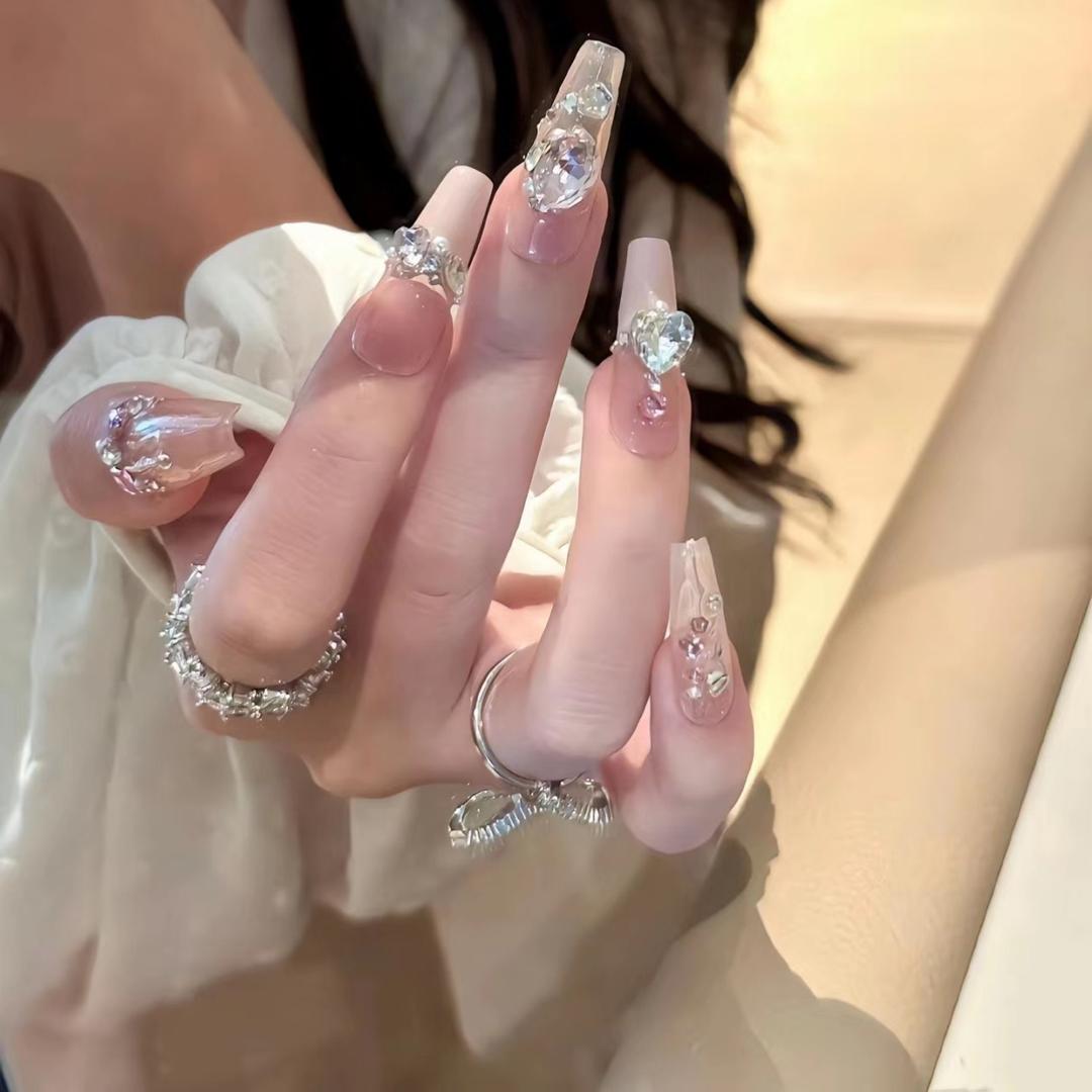 最初，xx