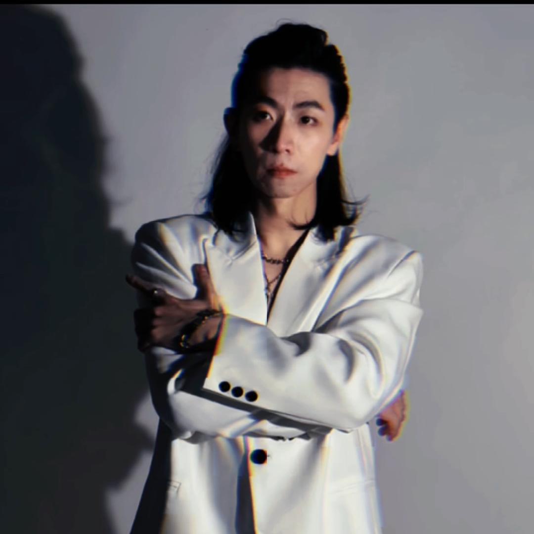 Dnf郭老师（旭旭宝宝传媒）