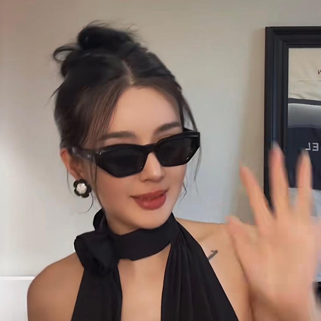 青年中的沉稳份子