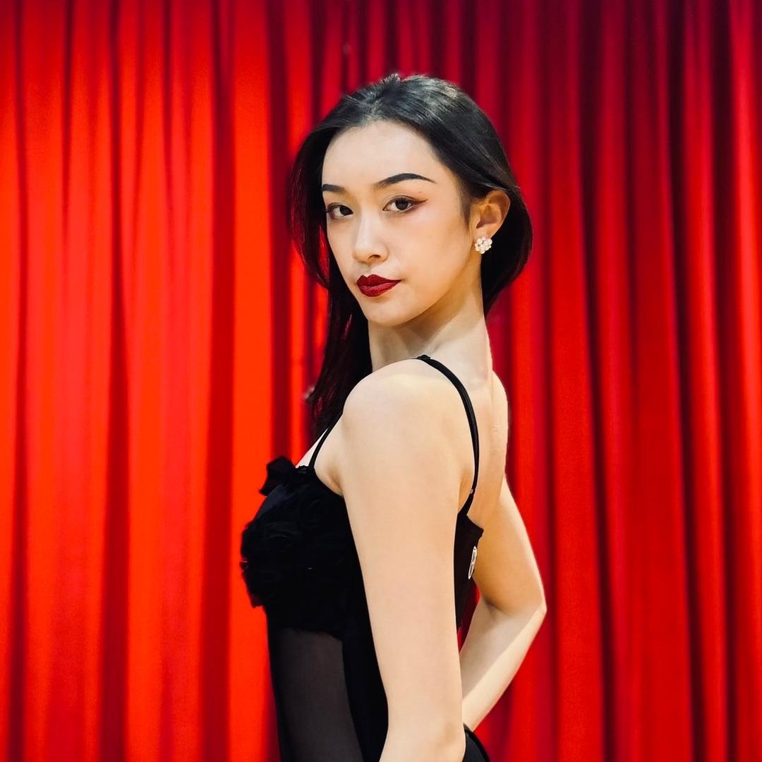 宾雪💃