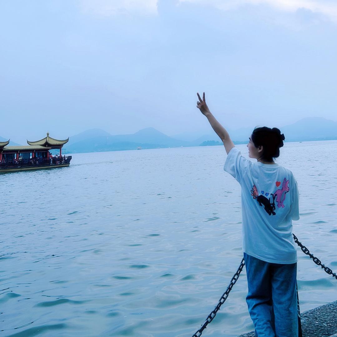 丽丽～～