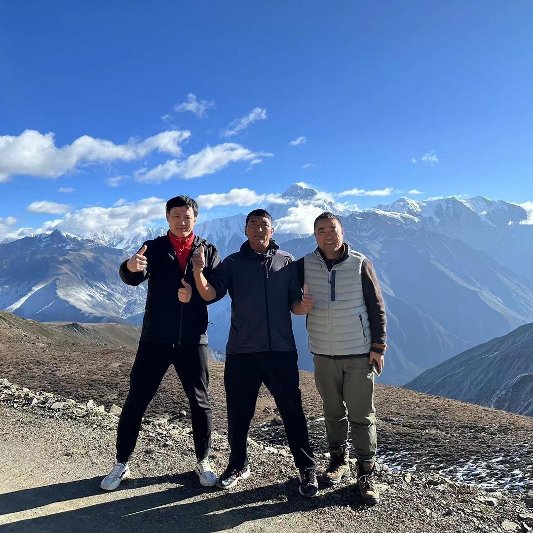 香格里拉包车扎西米浪