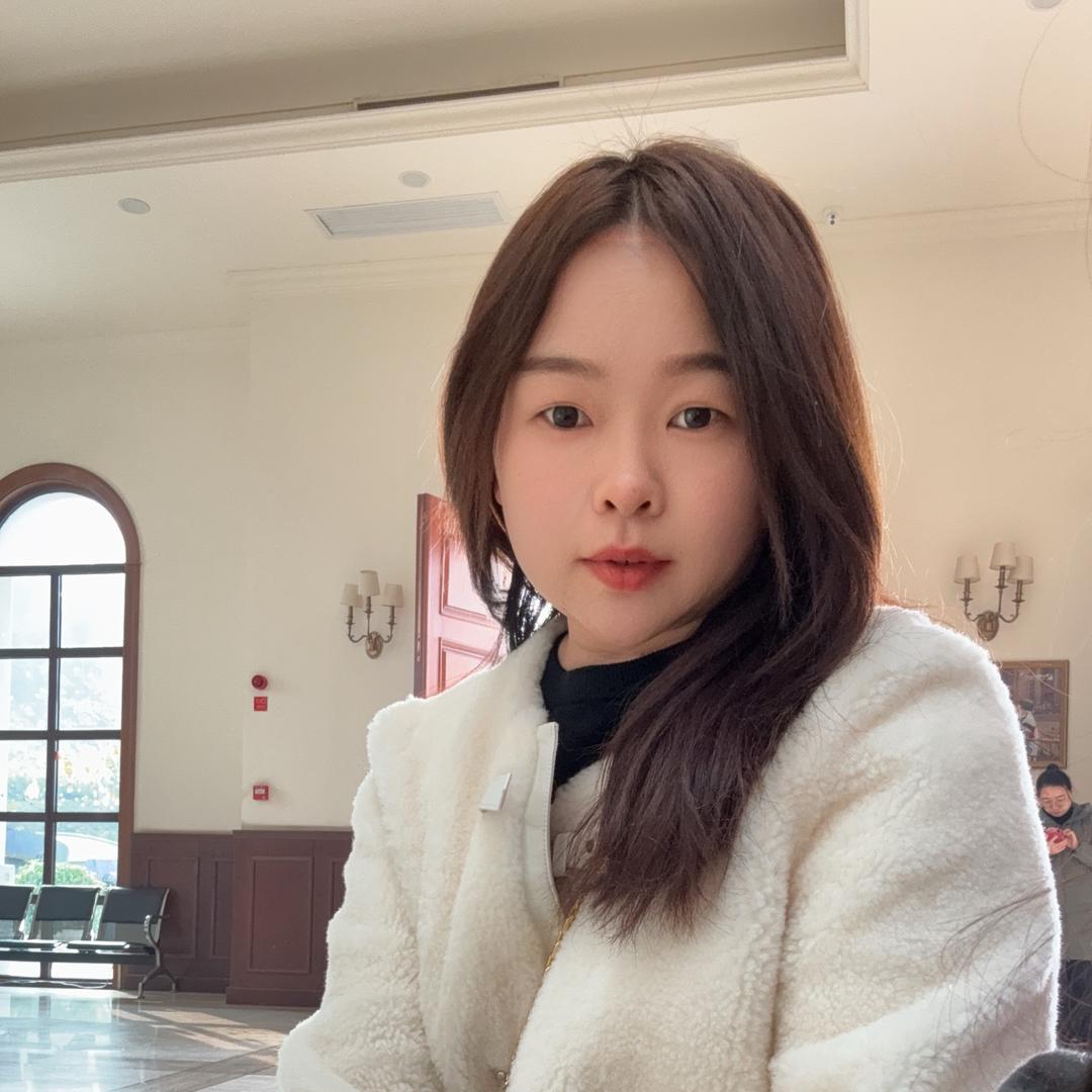 易小姐🥰