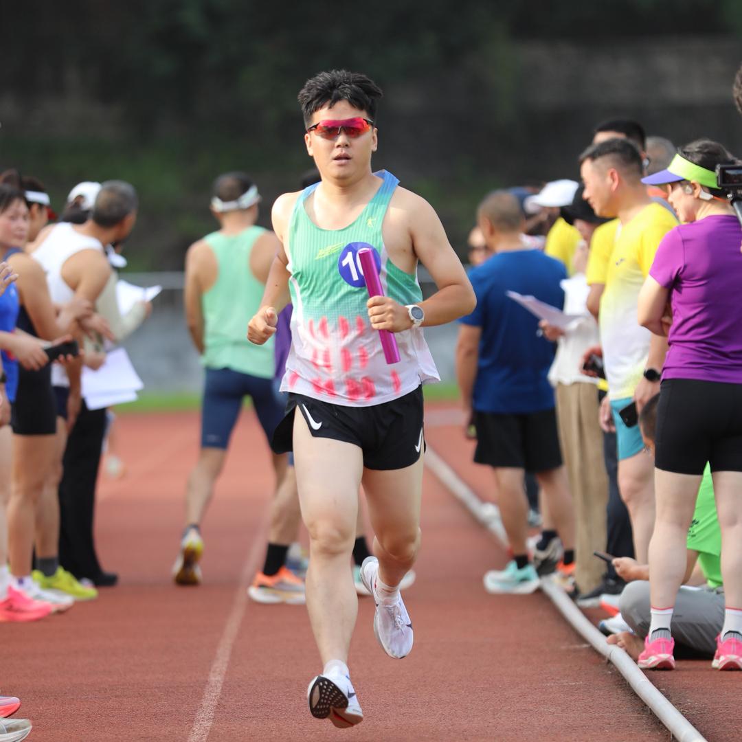 努力奔跑的Kingsunsky