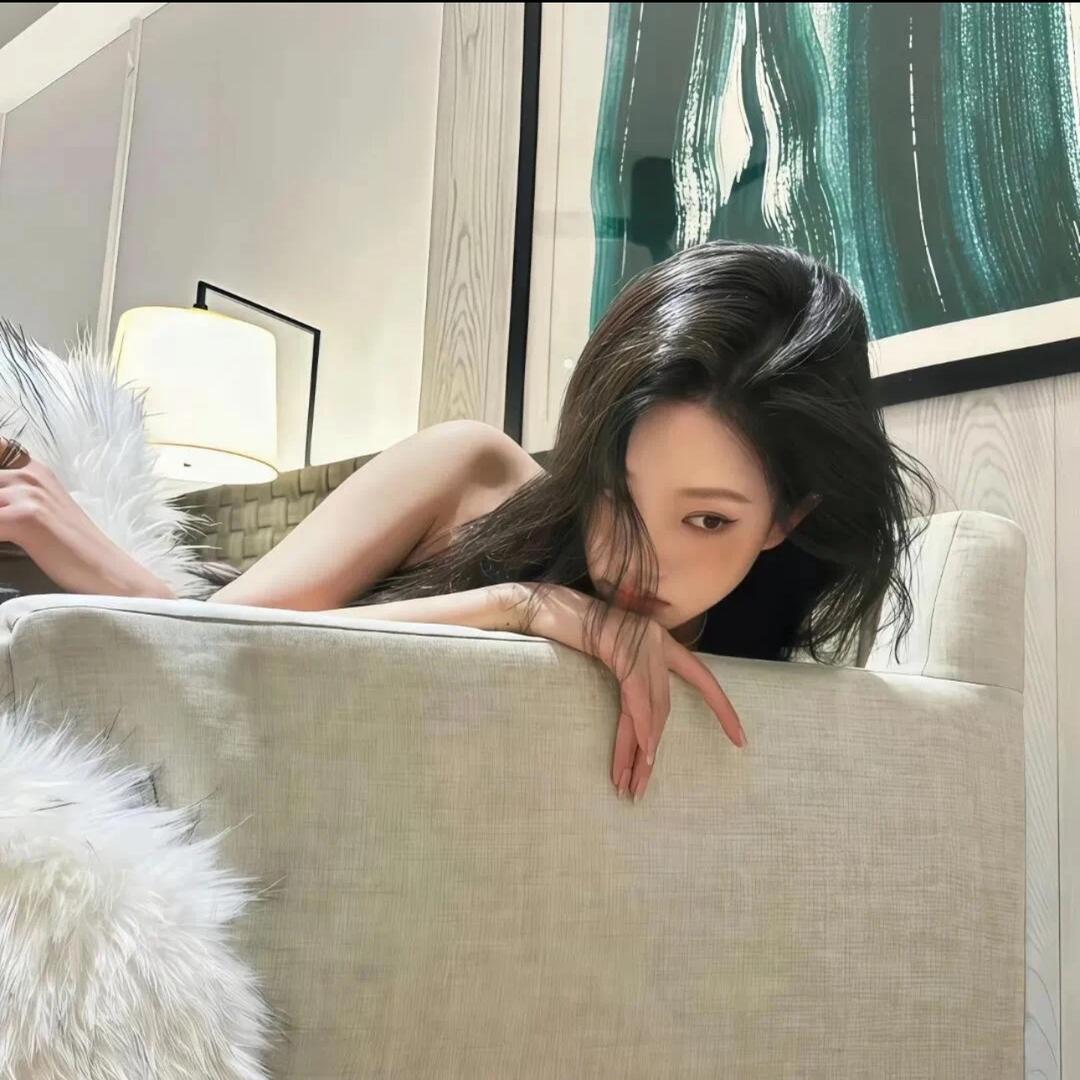 秦小苒