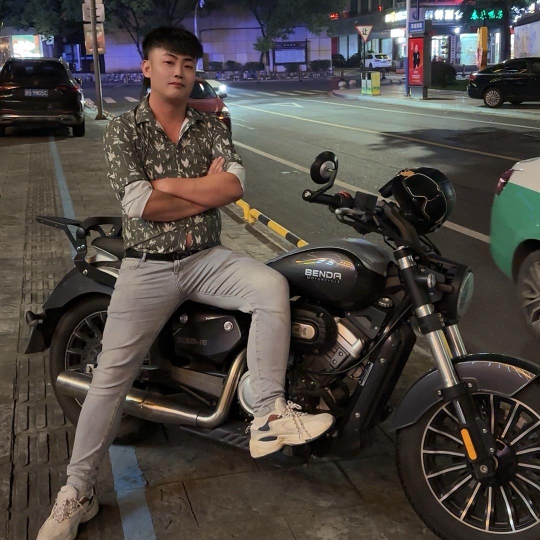鑫悦环氧地坪-罗辉