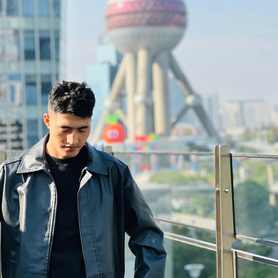 索朗人力忠格