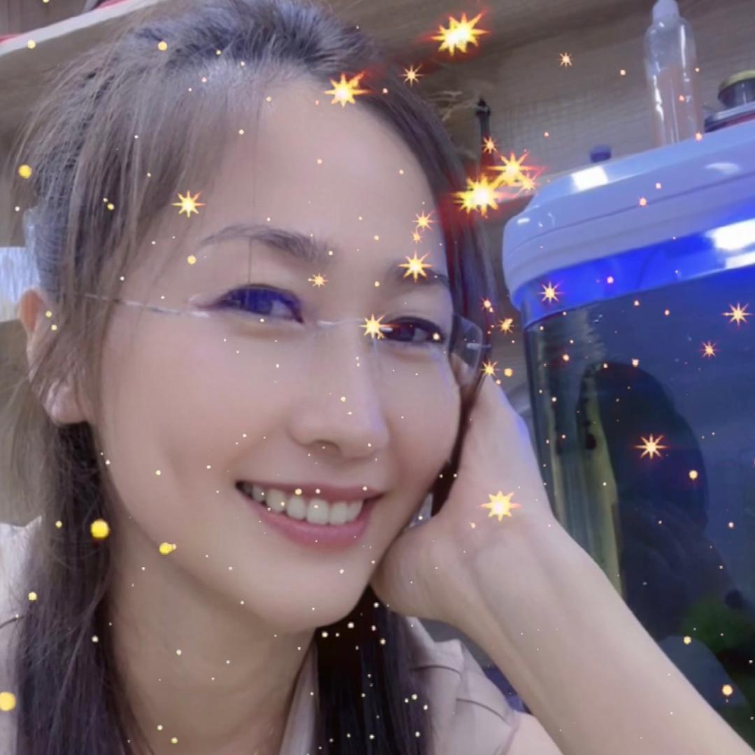 眼中有爱，心中有光