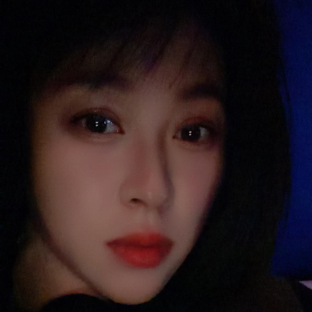 柒月
