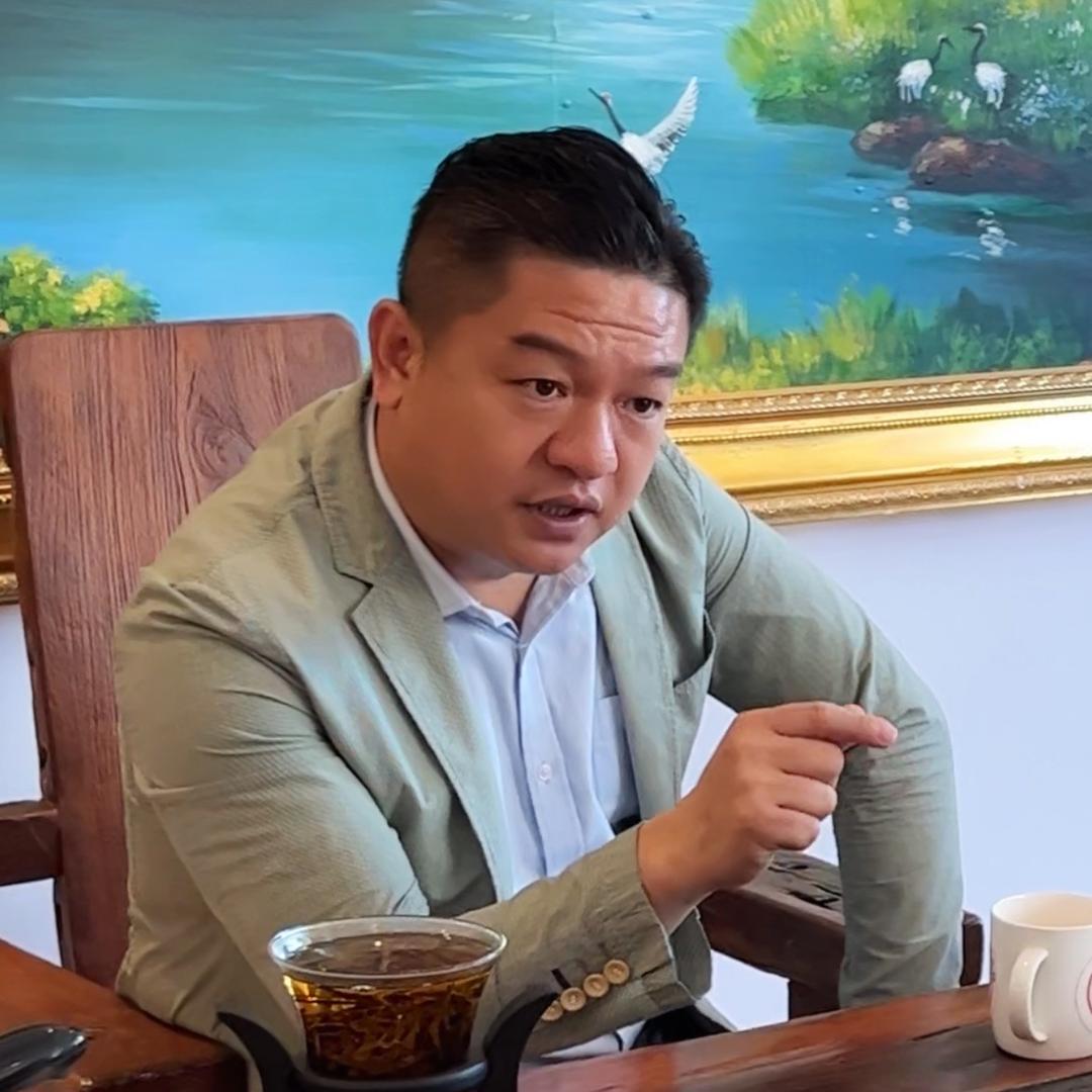 陈城.广州丽豪胶业