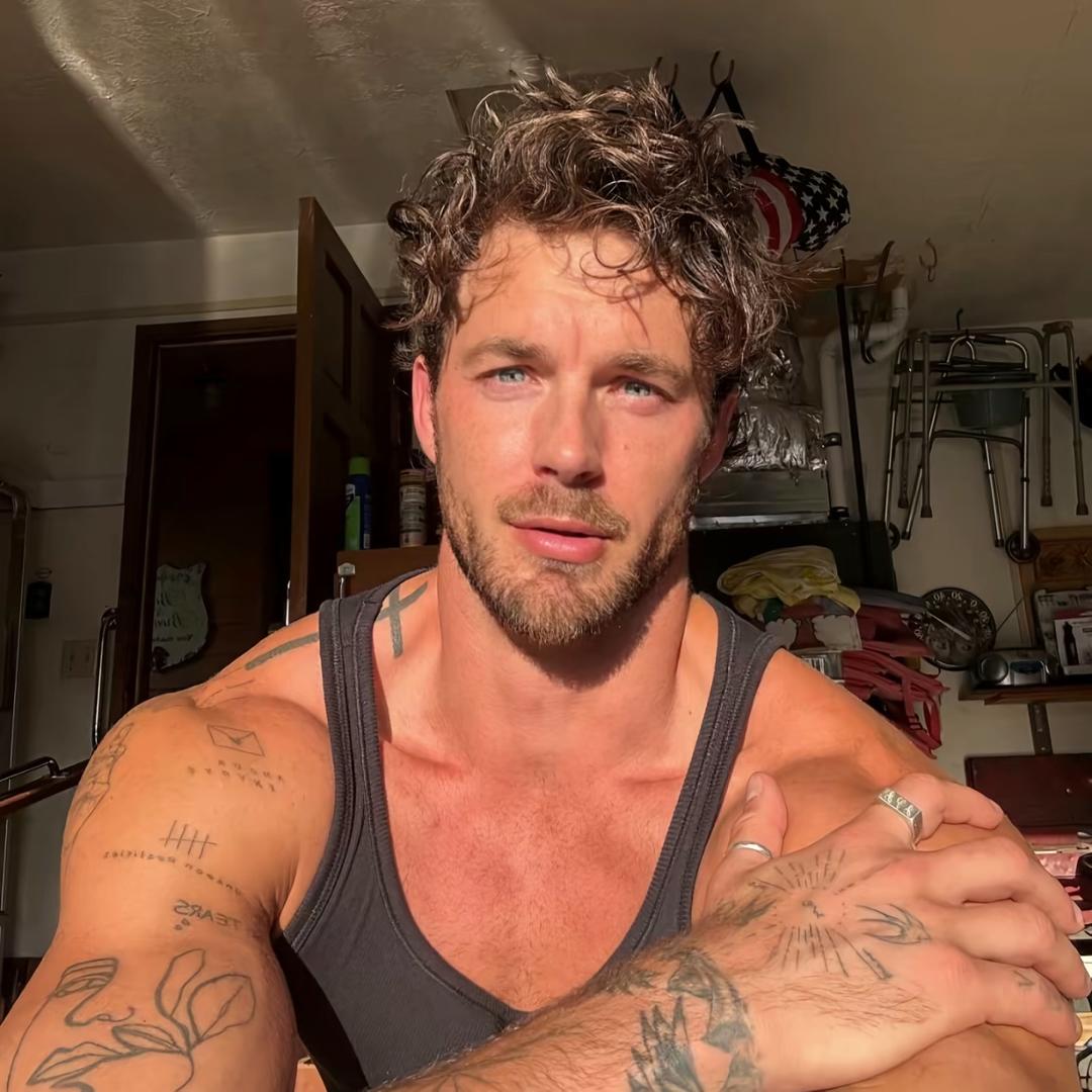 心事全在脸上🧱