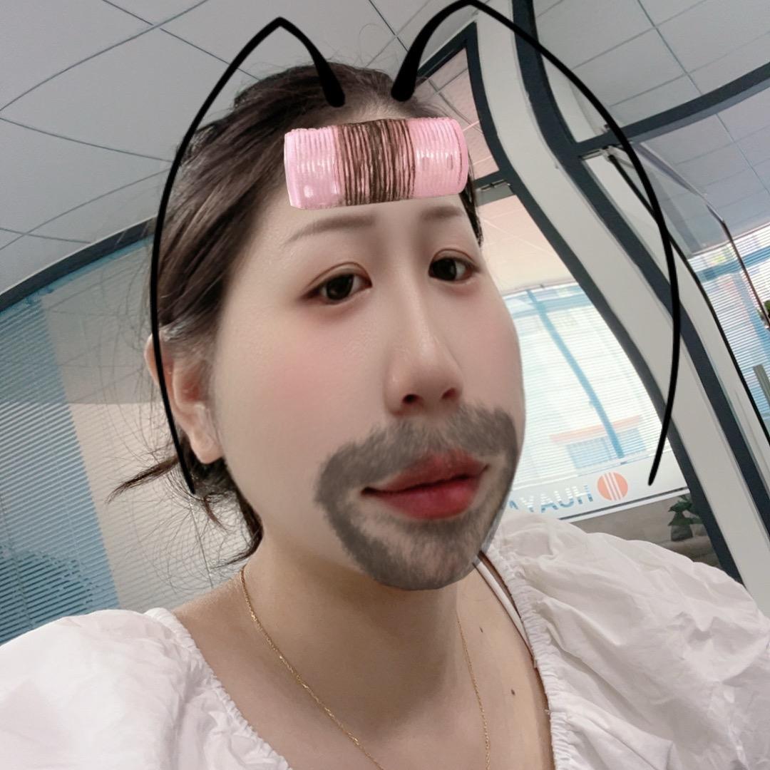 做吸塑盒模切辅料的小张