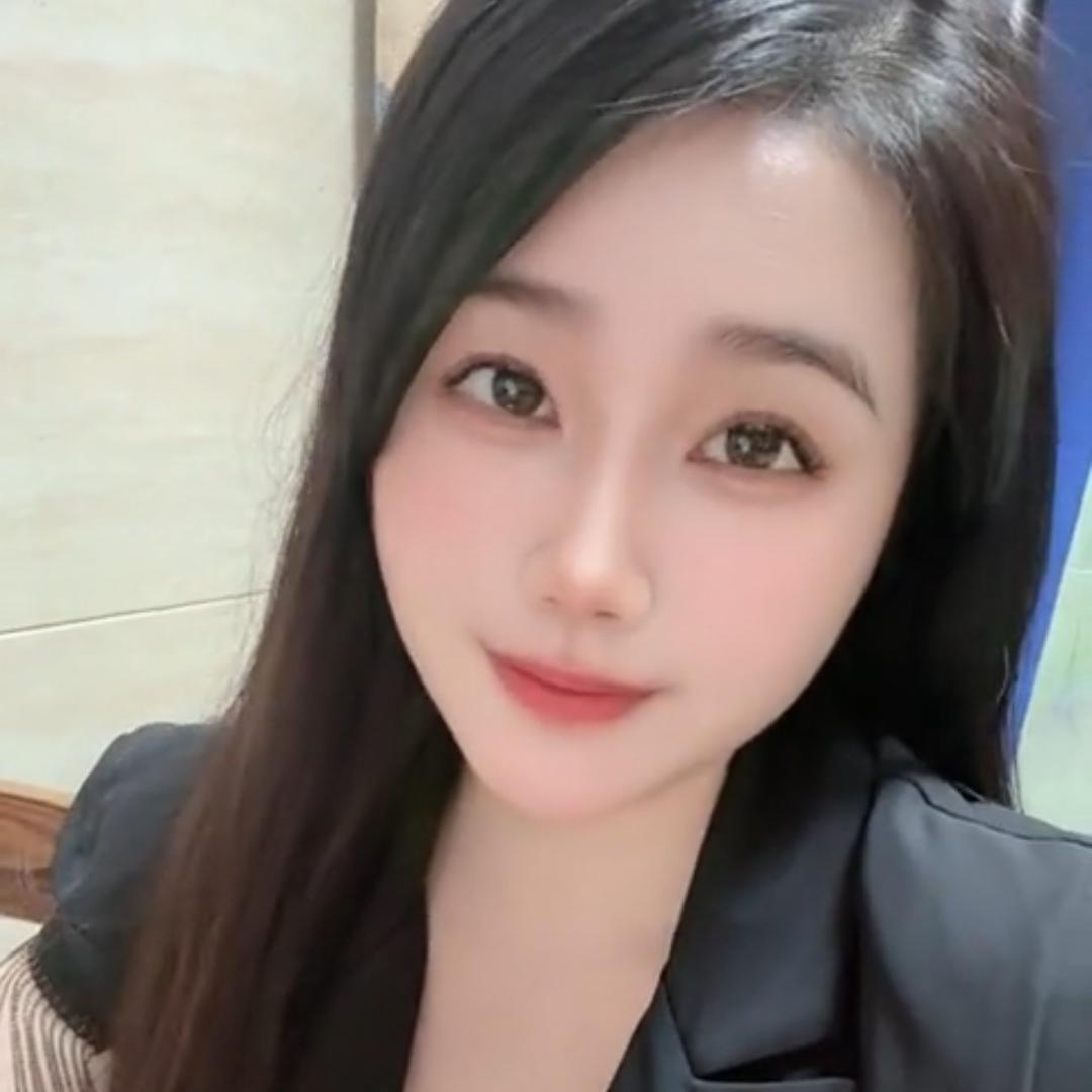 钻石💎姐姐（努力版）