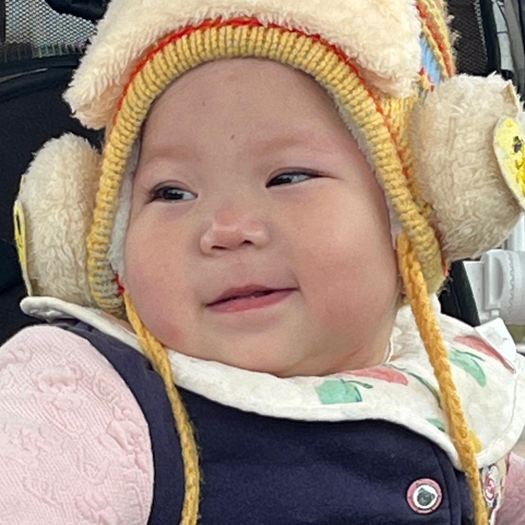 可爱小昕毛毛头