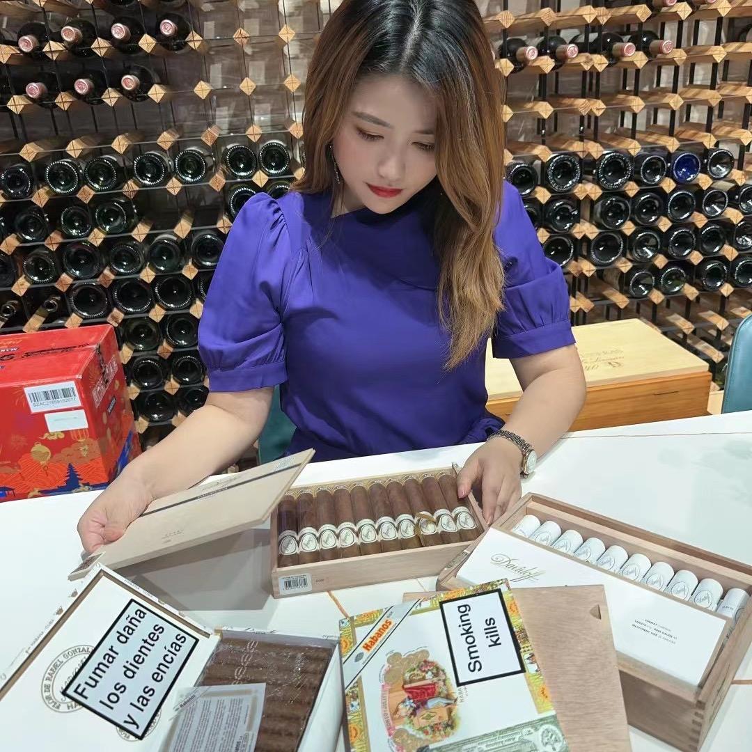 丽贝儿💕