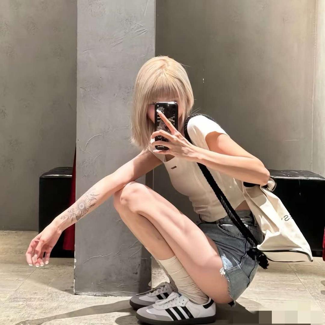 奥特莱1️⃣号仓