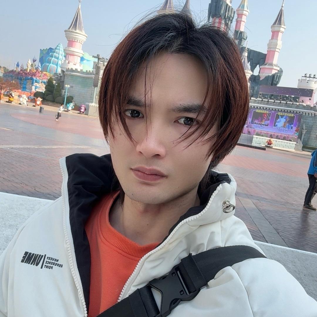 锦鲤小哥