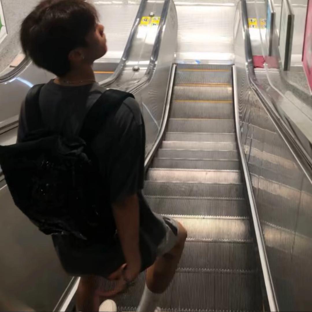 777
