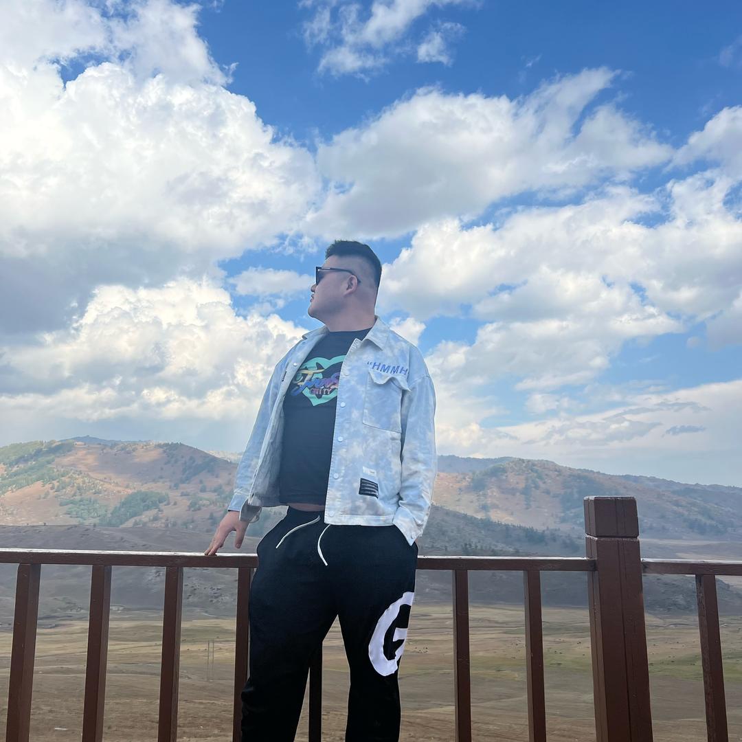 胖胖 （9月8号下午2点生日庆）承蒙厚爱