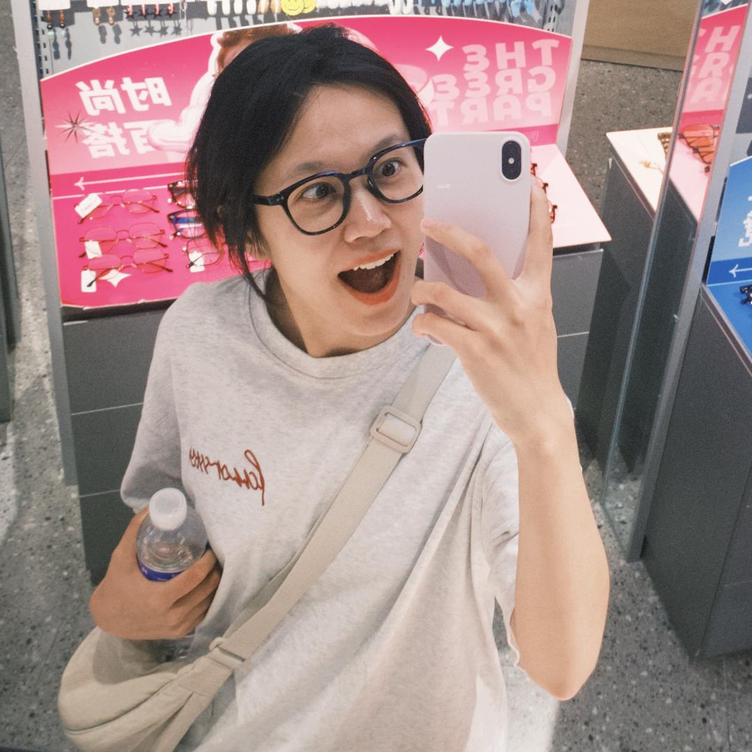 叫我小飞同志