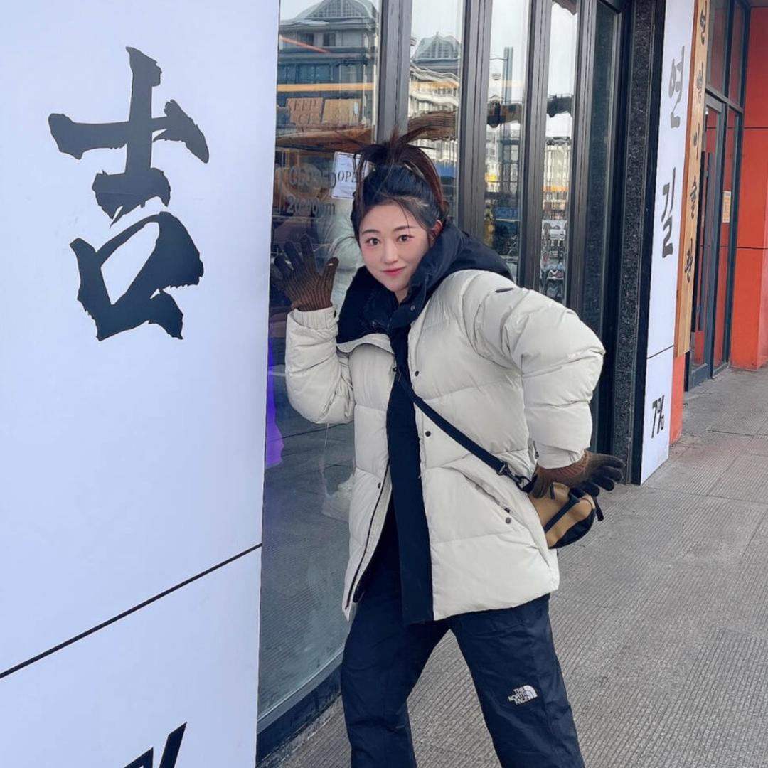 蒙可莱(清货号)