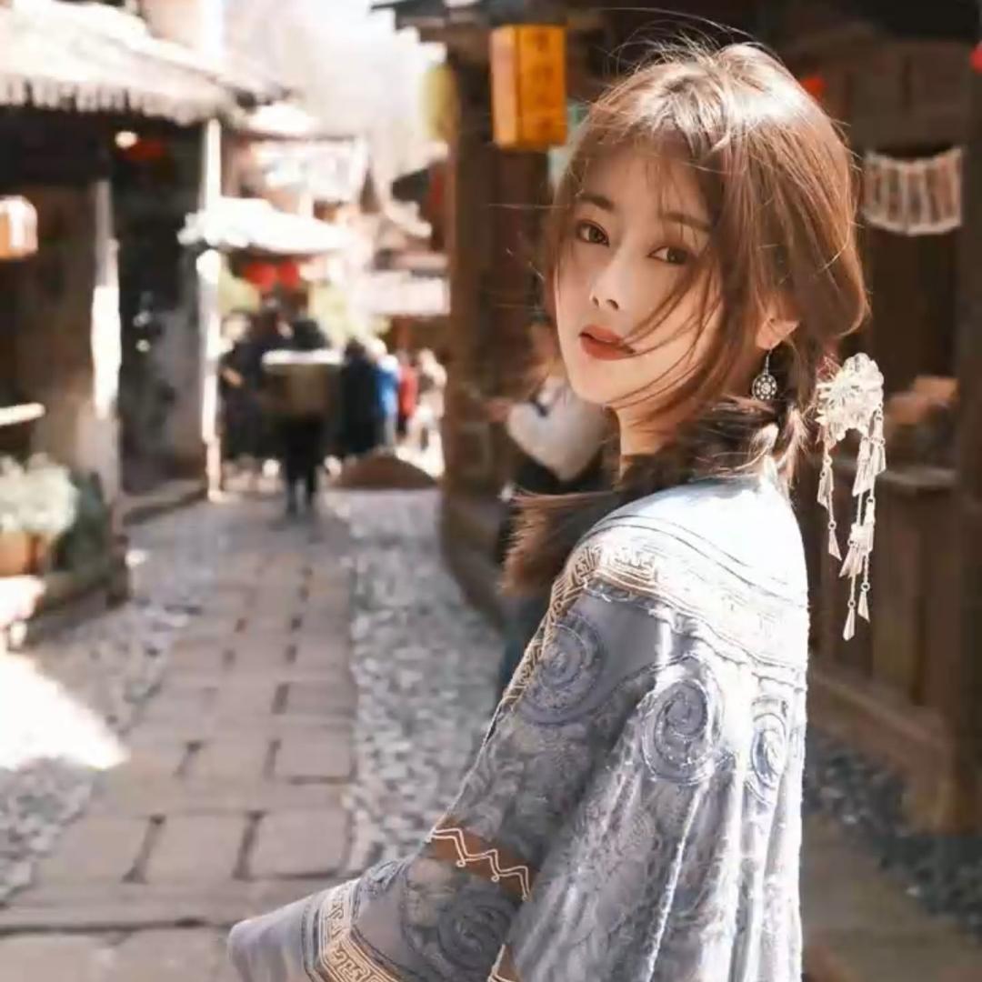 @李小姐