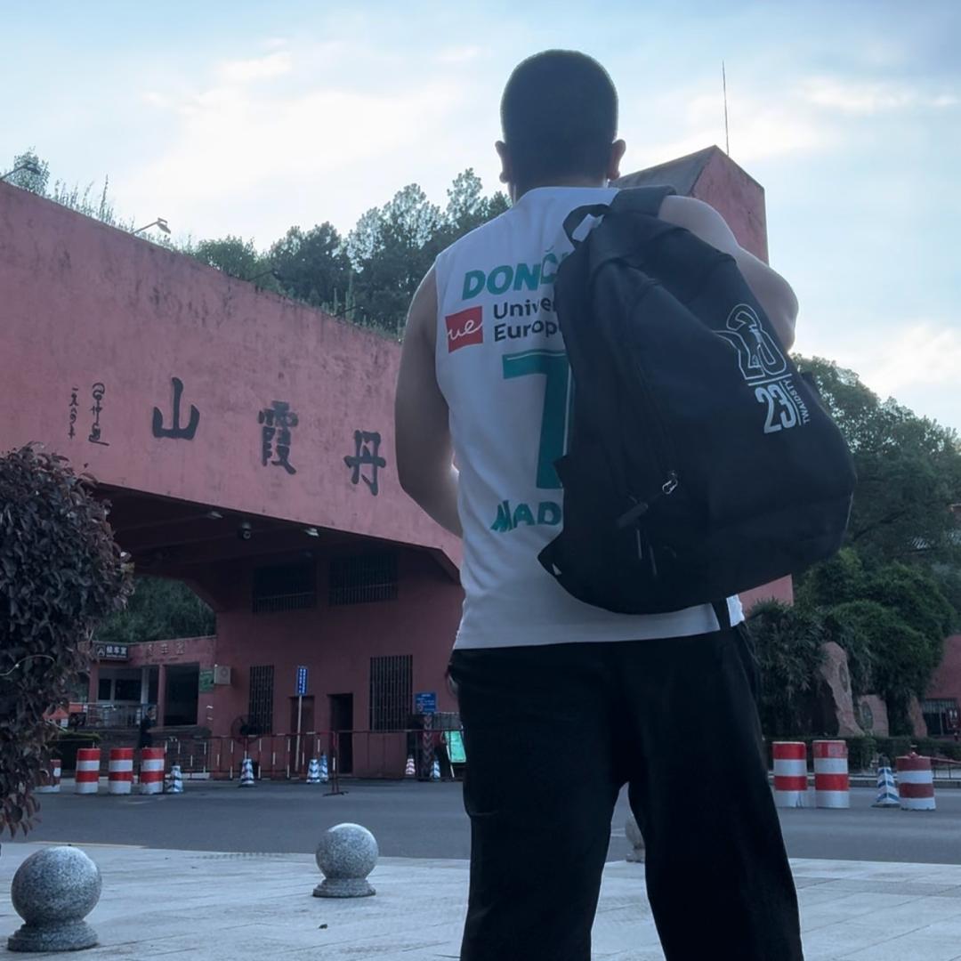 李兄
