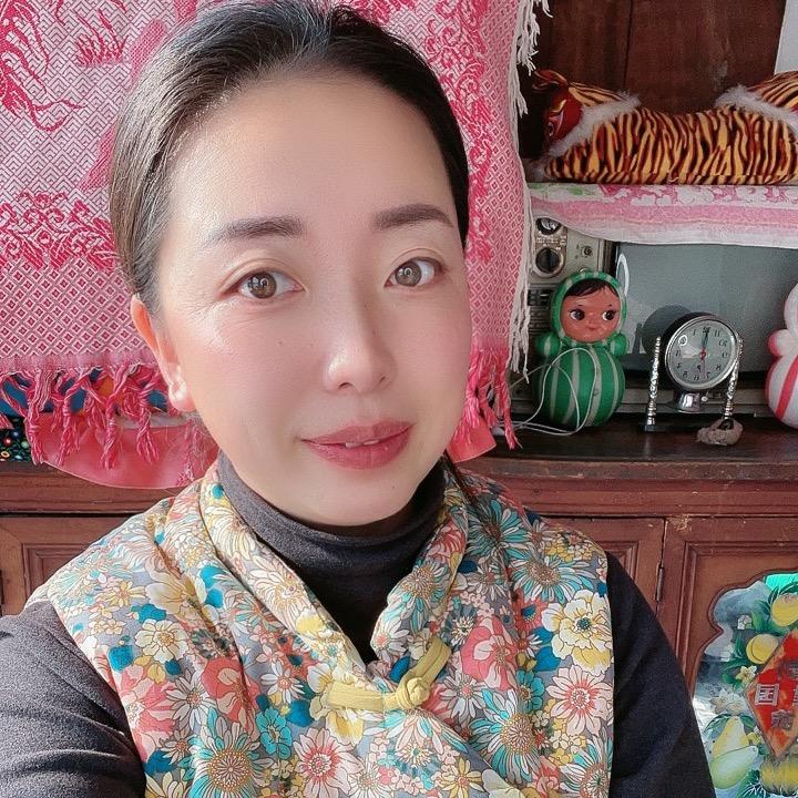 秋姐《热爱生活》
