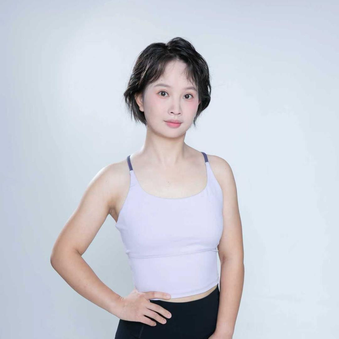 在邵阳教普拉提的海霞