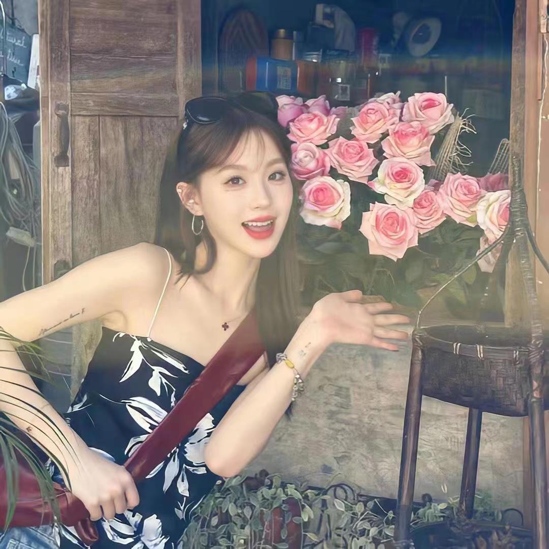 西西爱吃糖