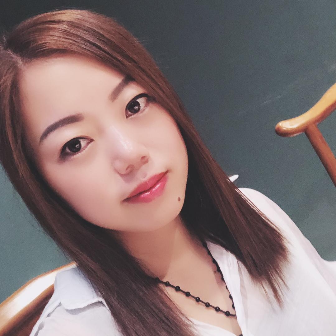 宝娜✨卖面条的小姐姐