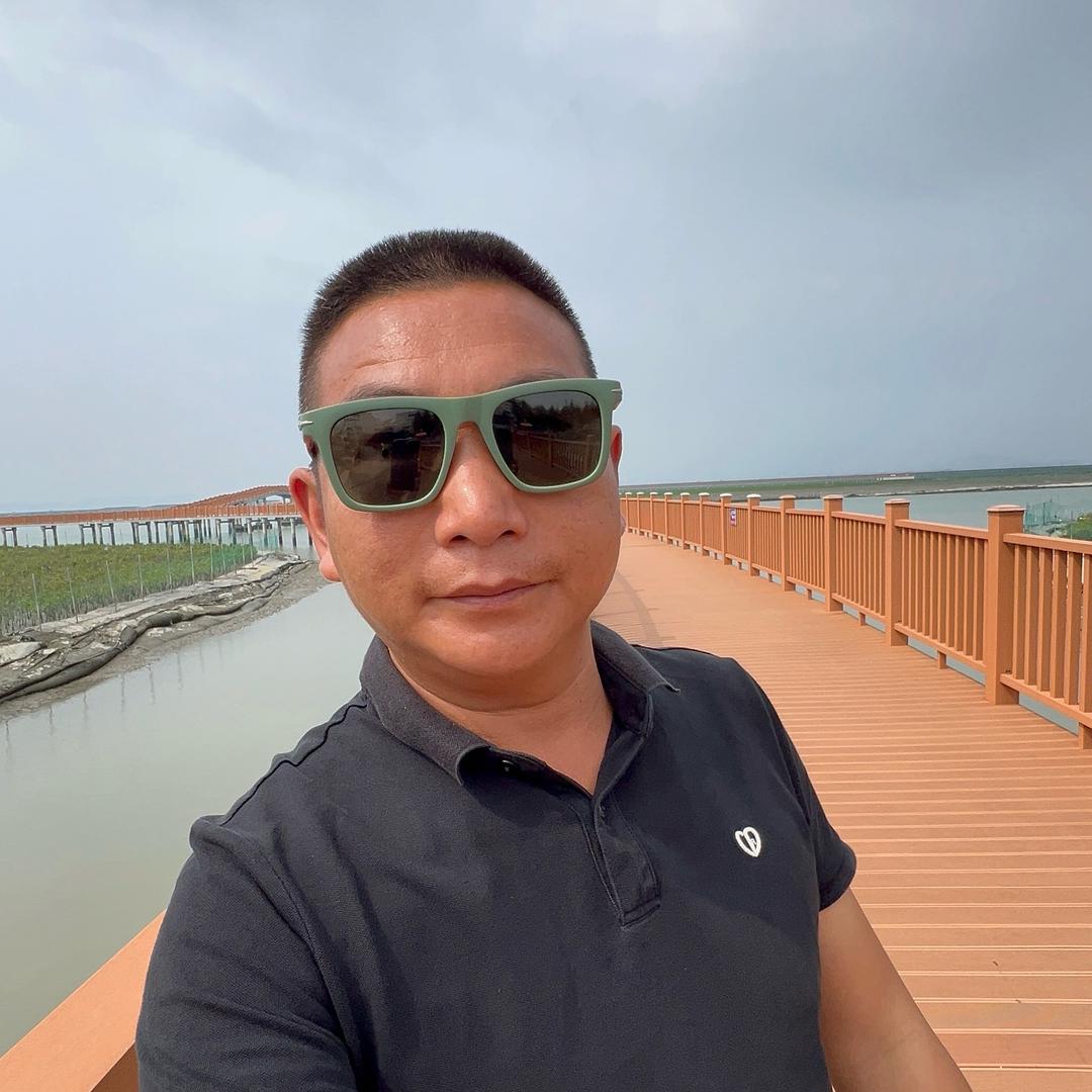 三戒掌柜～乌兰布统