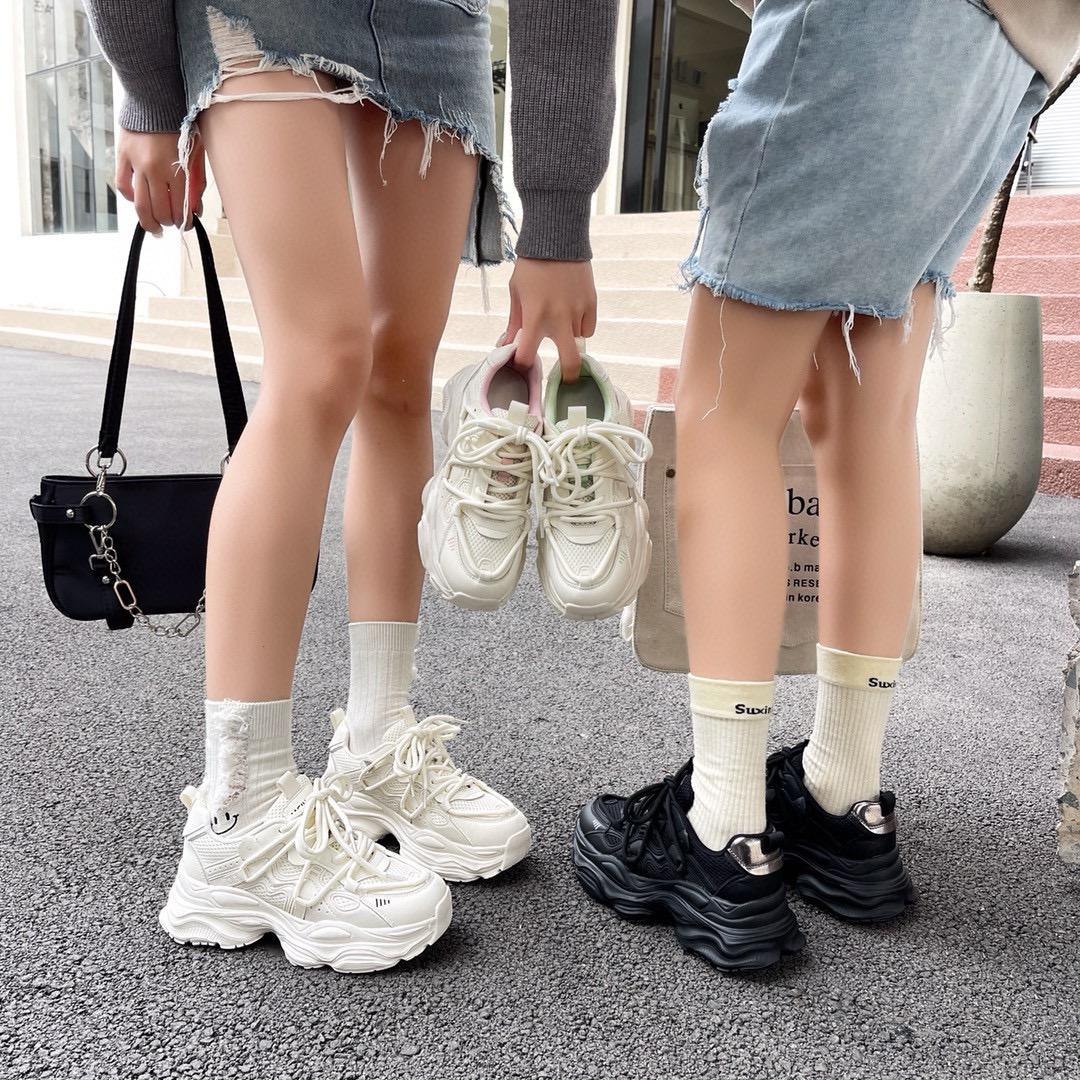 毛爷爷女鞋仓储