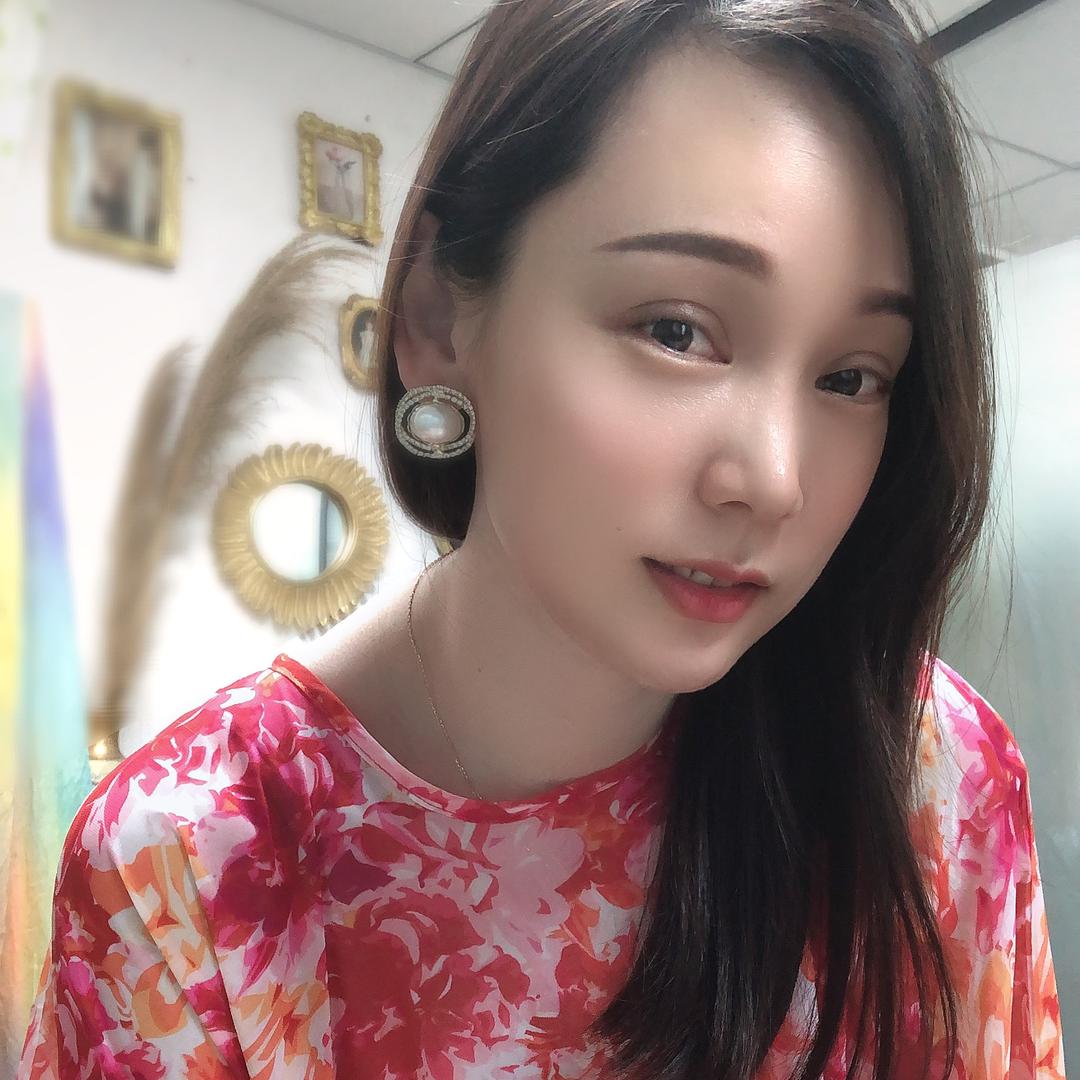 小婷妞服饰店