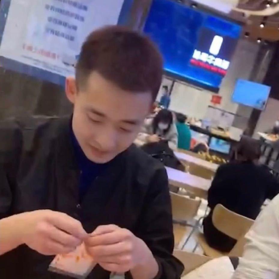 龙龙