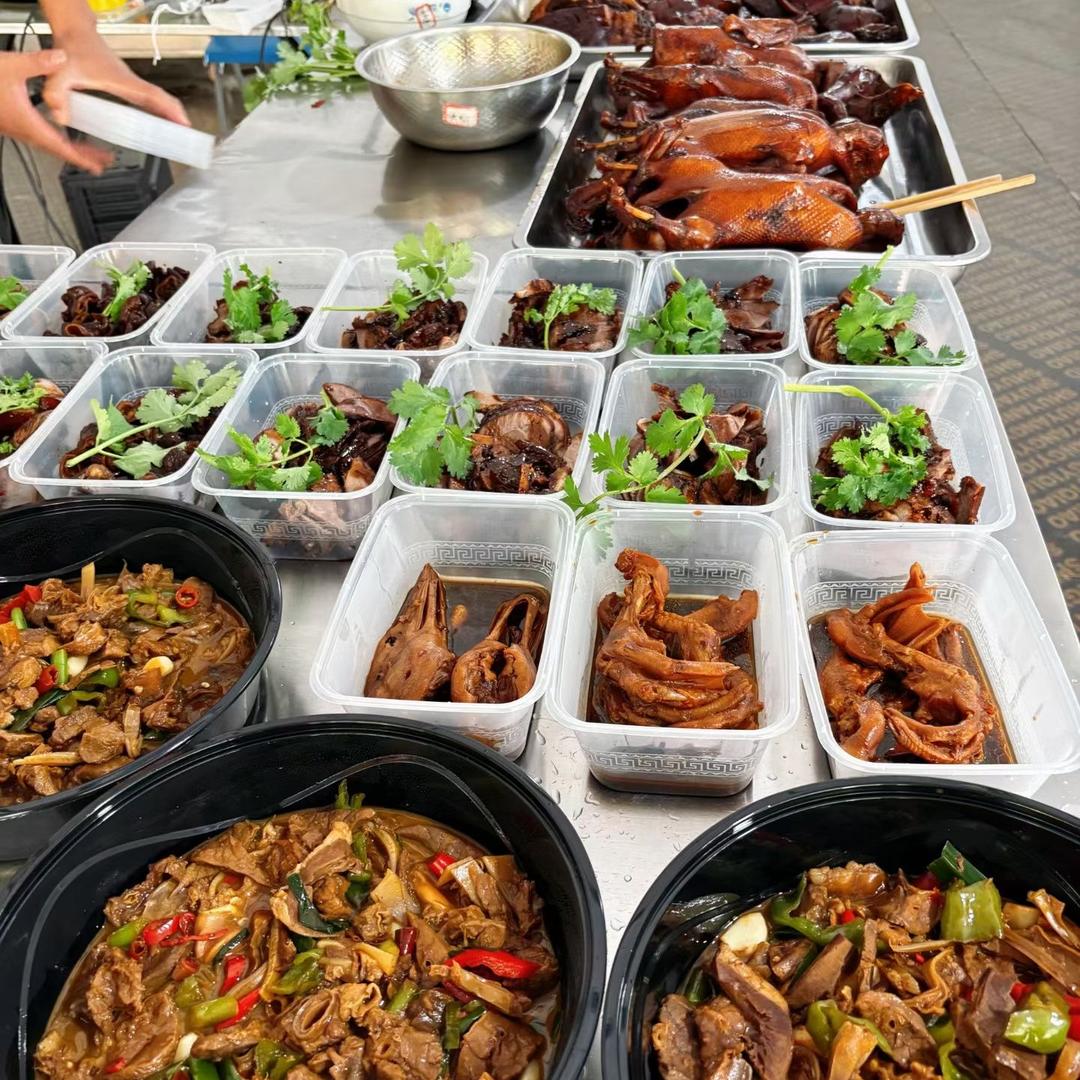 安吉雪姨预包装食品小铺