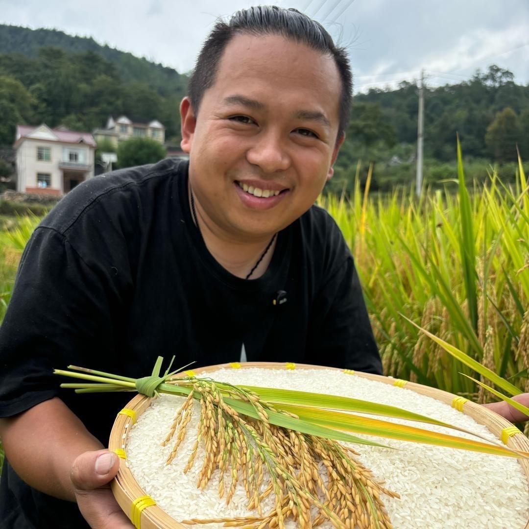 明哥（守村人）