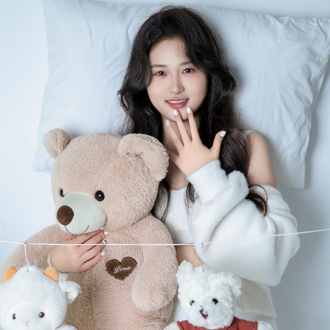 楚门怡欣美学化妆美甲培训学校-妮妮