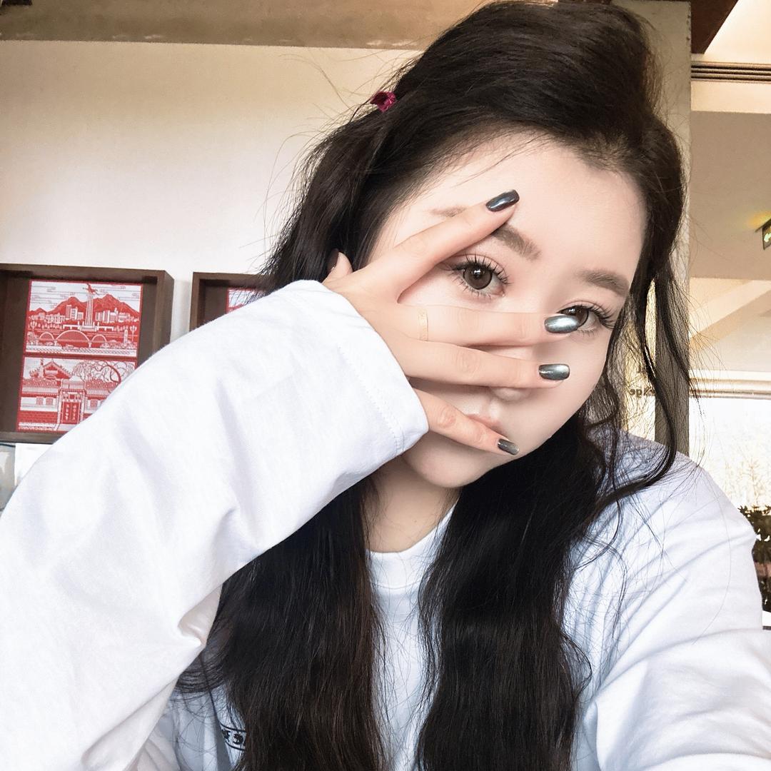 大头妍💞  💞
