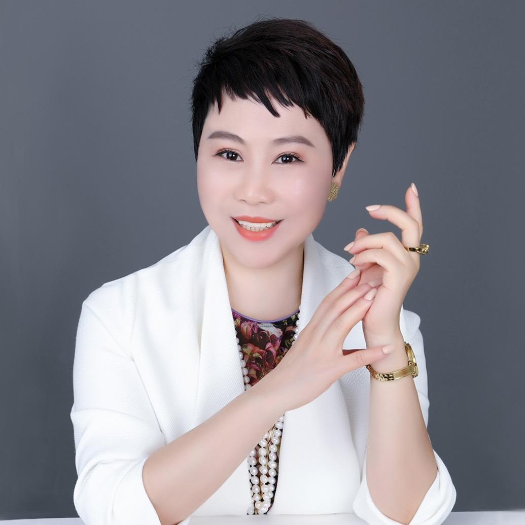 秋秋美力穿搭
