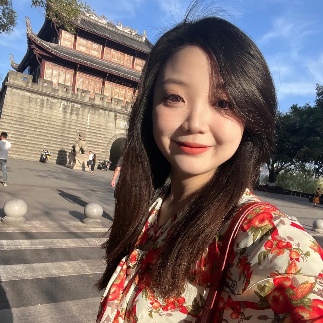 兔劈七的花园鱼缸