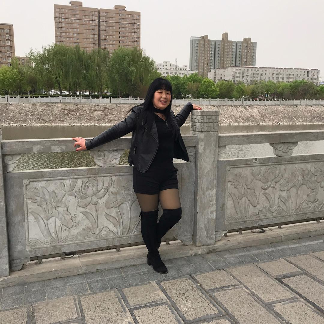 水中月🎶